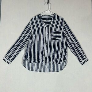 George Blue Striped Button Up Shirt Womens XL 16-18 Pocket Long Sleeve Scoop Hem